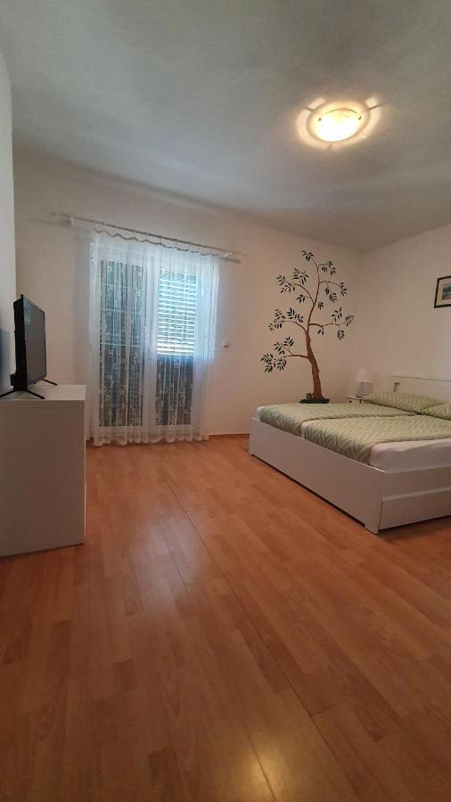 Apartman Filis Hvar Town Esterno foto